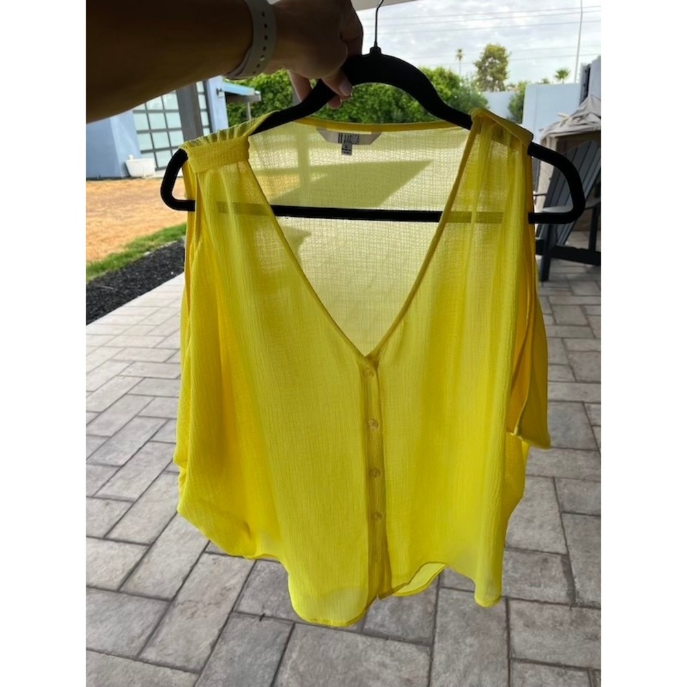 BB Dakota Womens Bright Yellow Sheer Cold Shoulder Button Front Boho Blouse L